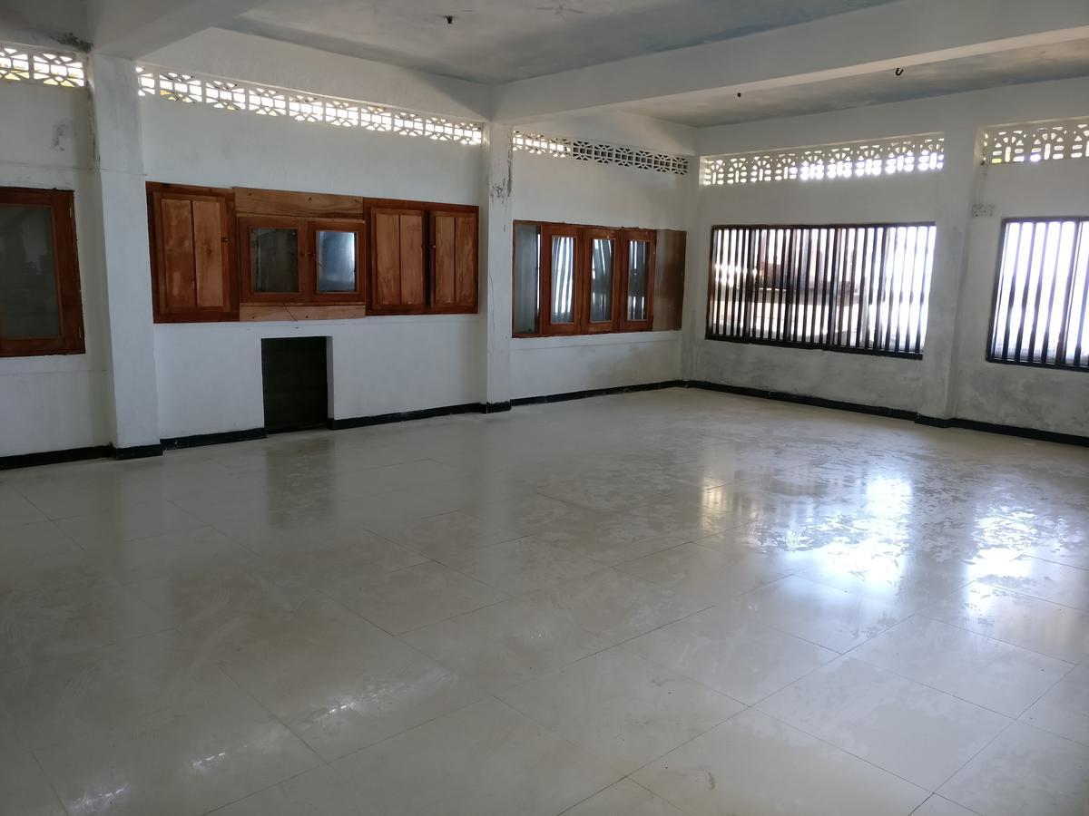 Hansa Surf Hotel Hikkaduwa Exterior photo