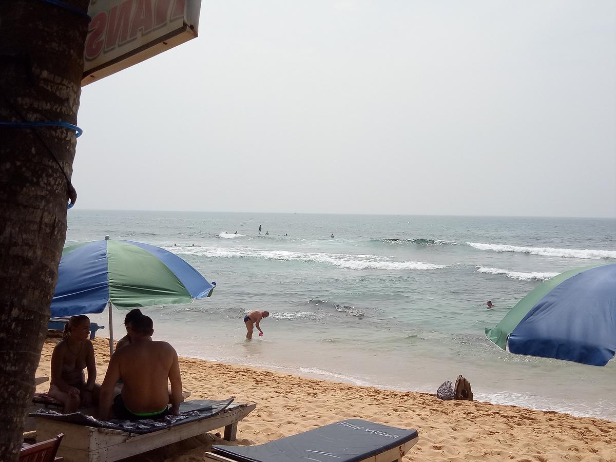 Hansa Surf Hotel Hikkaduwa Exterior photo