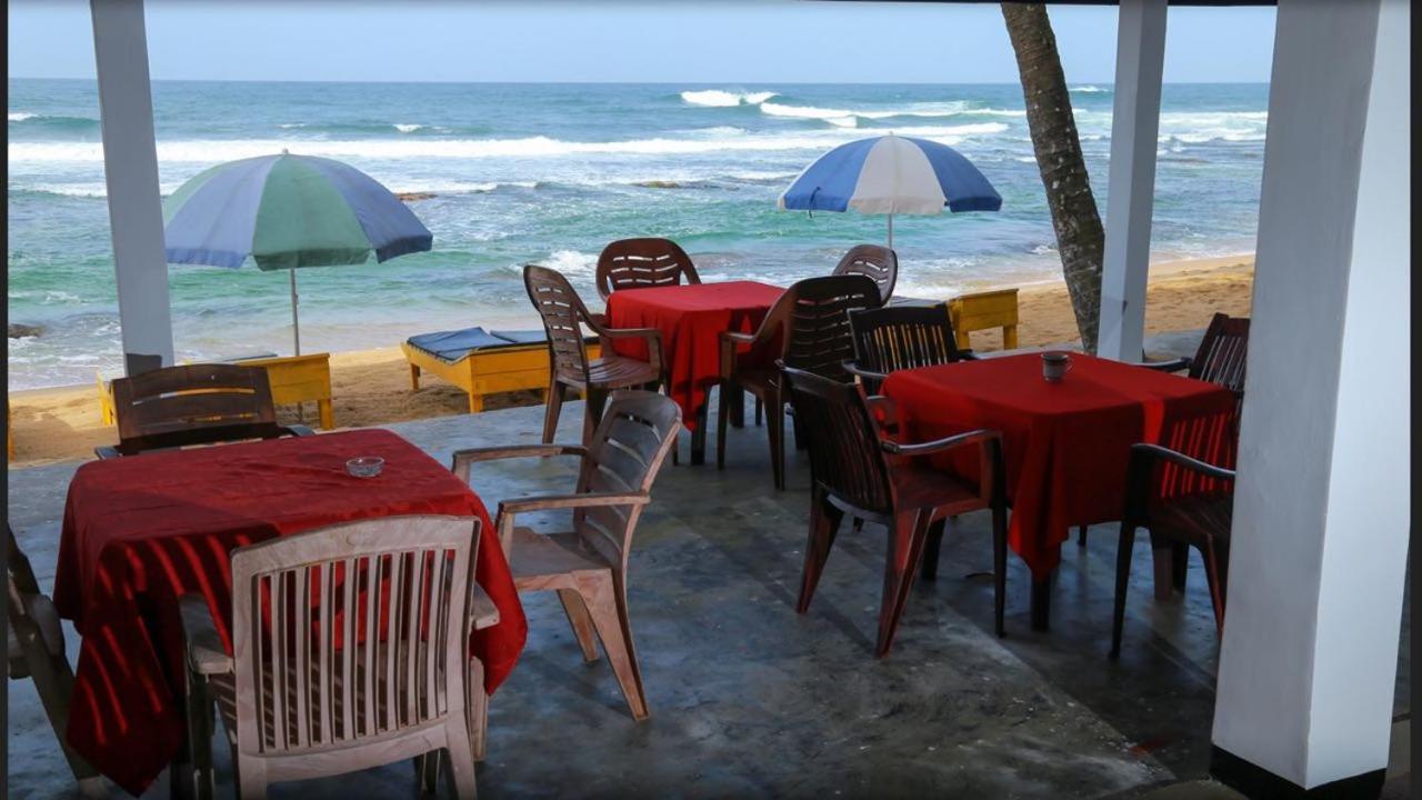 Hansa Surf Hotel Hikkaduwa Exterior photo