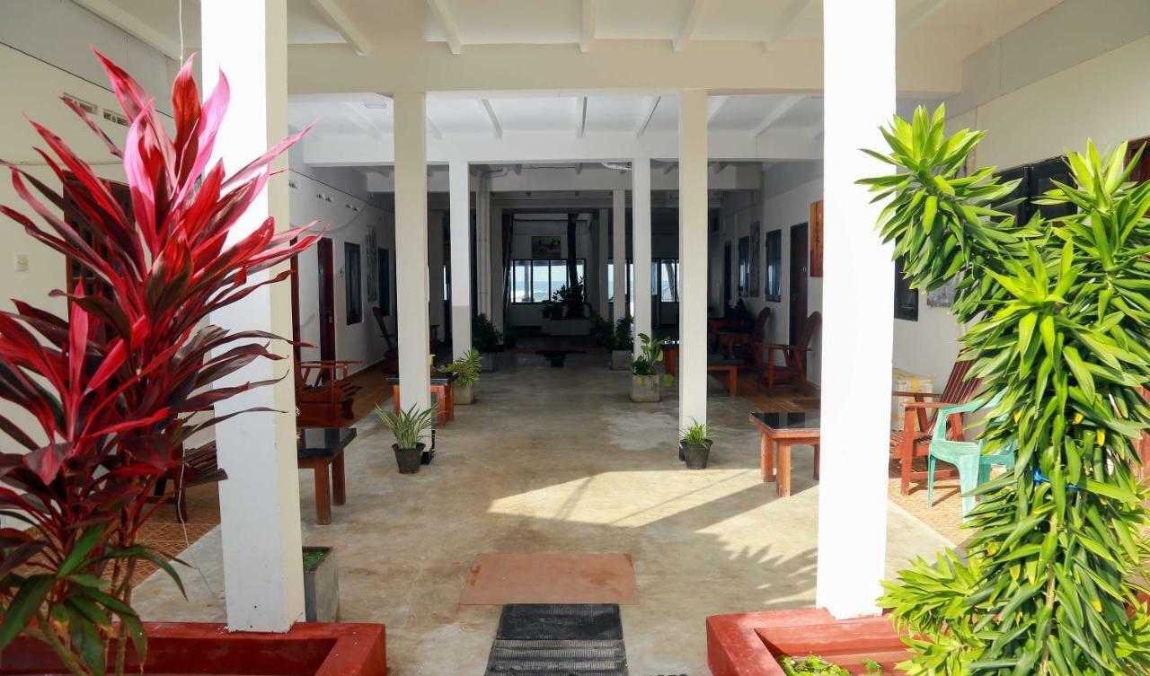 Hansa Surf Hotel Hikkaduwa Exterior photo